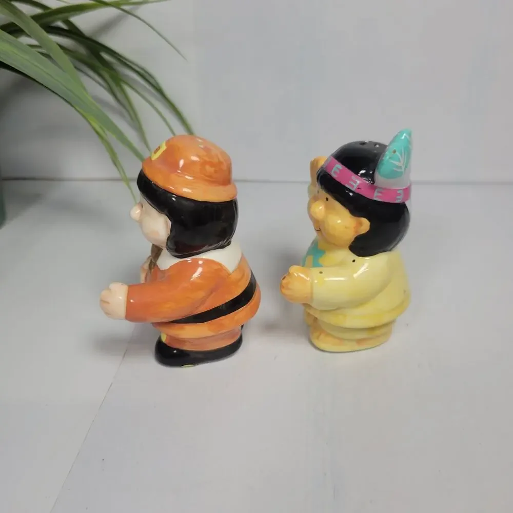 Vintage Russ Thanksgiving Salt Pepper Shakers, Native & Pilgrim Figurines